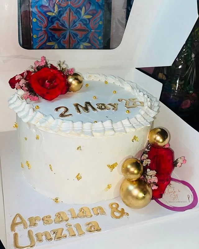 Happy marriage cake for Arsalan and Uziza with date 2 May 2018 and wedding celebration design - Marriage Anniversary Cakes Karachi By Whisk And Sift